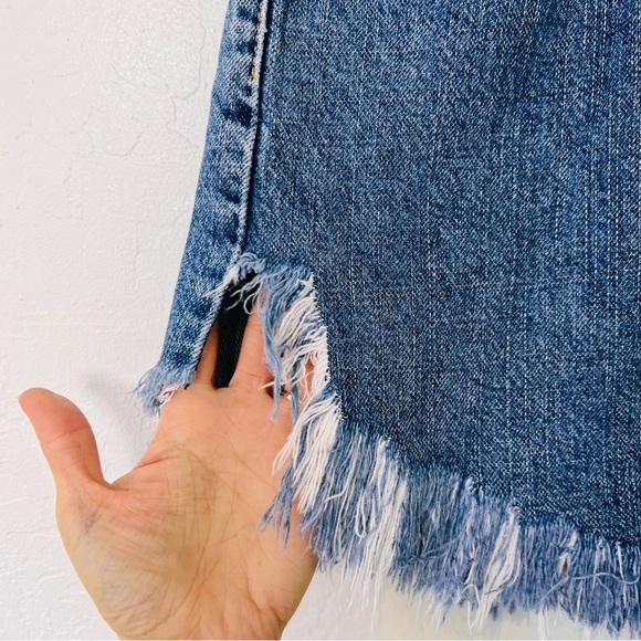 Levi's Raw Hem Cut Offs Denim Daisy Dukes 36 / XL - Picture 6 of 16